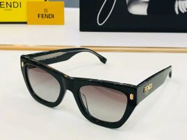 Picture of Fendi Sunglasses _SKUfw55117584fw